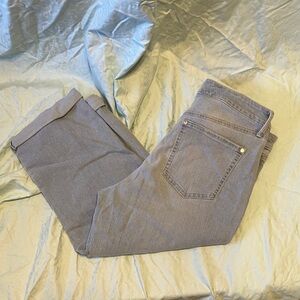 Gloria Vanderbilt Gray Women's Capris